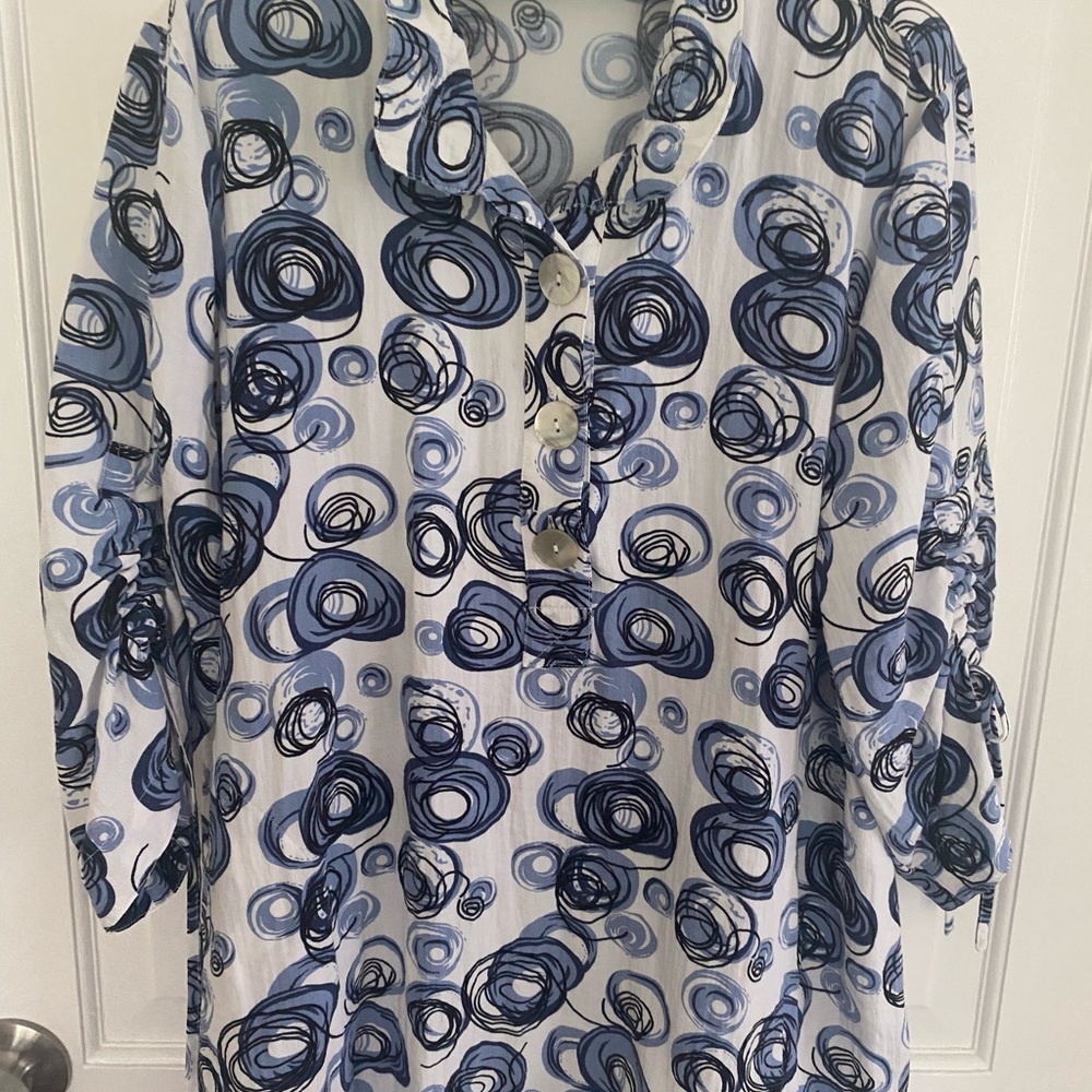 White and Blue 3/4 Sleeve Boxy Button Down Shirt